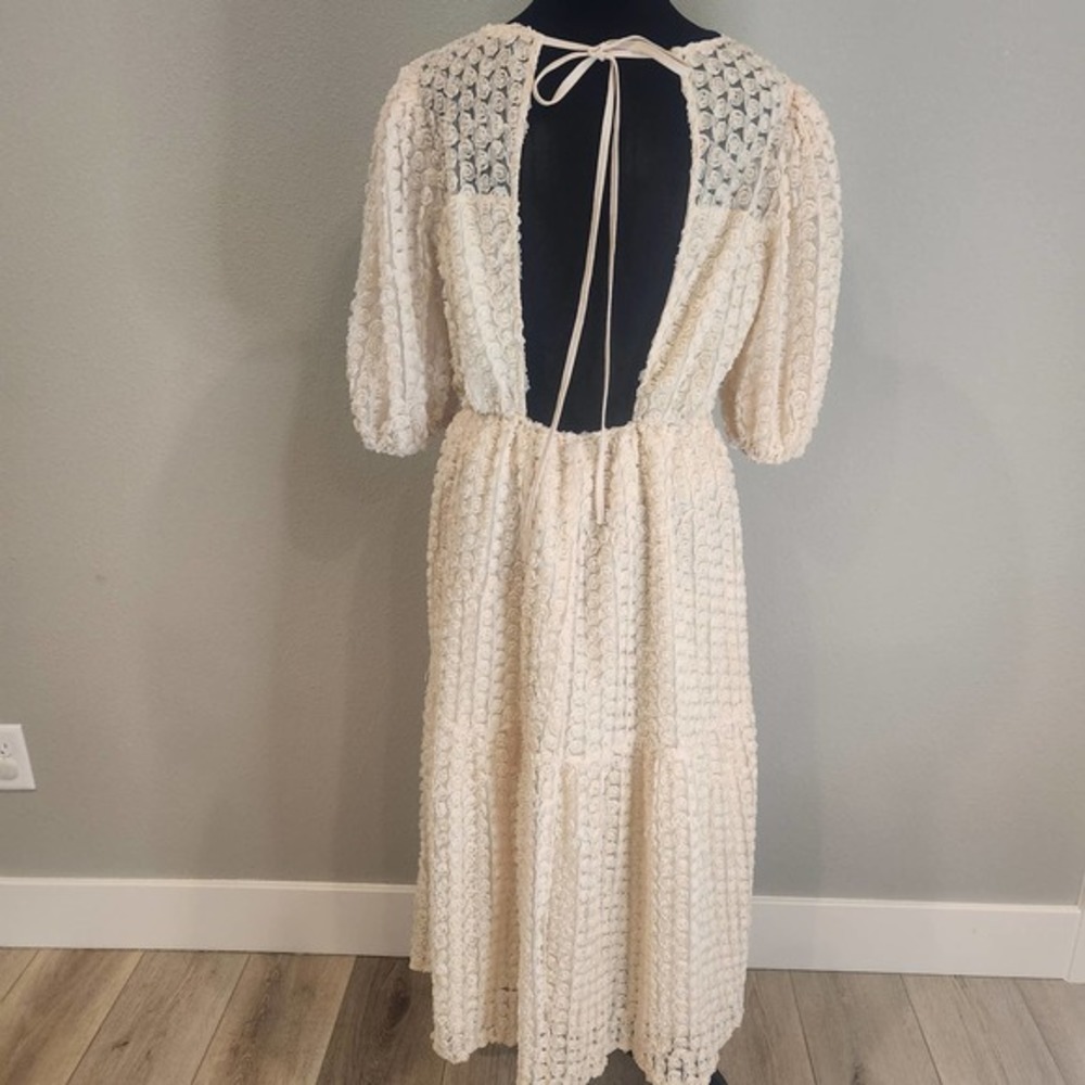 La'Ven Endless Roses Ivory Tiered Midi Puff Sleeve Dress Size M - Picture 5 of 8
